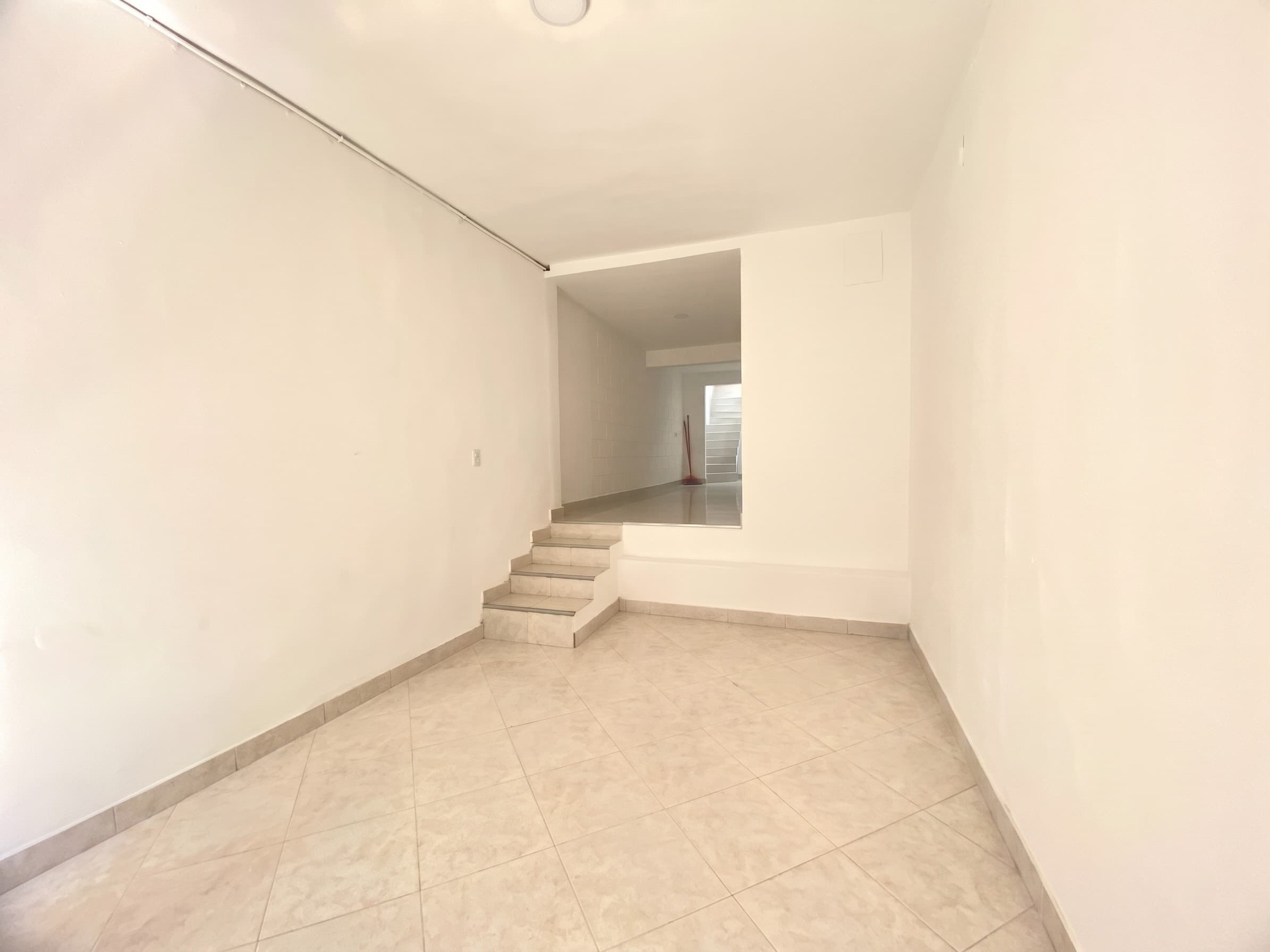 Apartamento en arriendo en Los Alpes, Belen, Medellín — foto 1 de 13