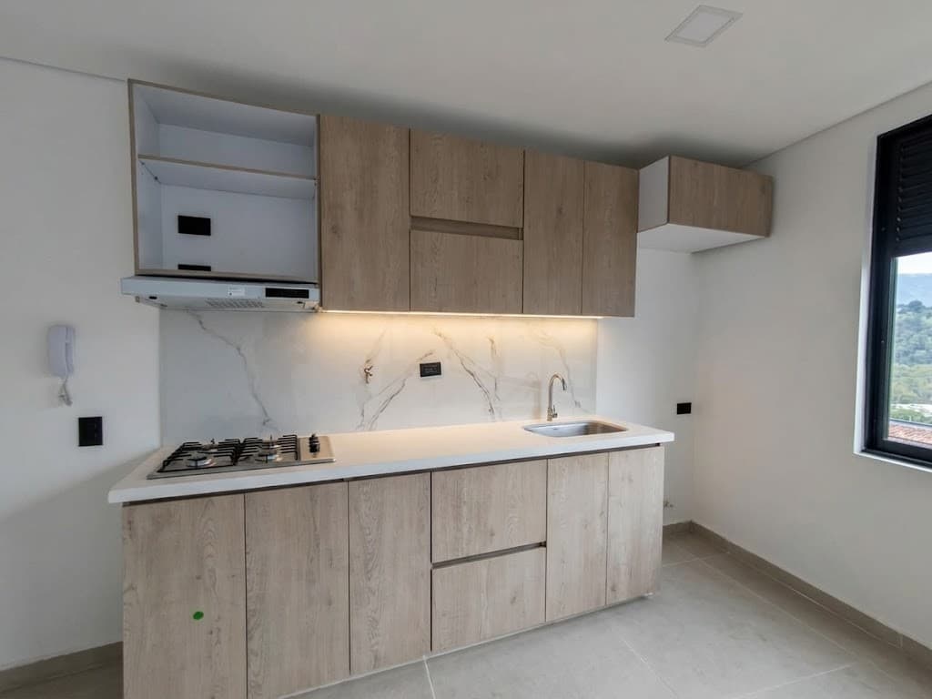 Apartaestudio en arriendo en Robledo, Medellín — foto 1 de 10