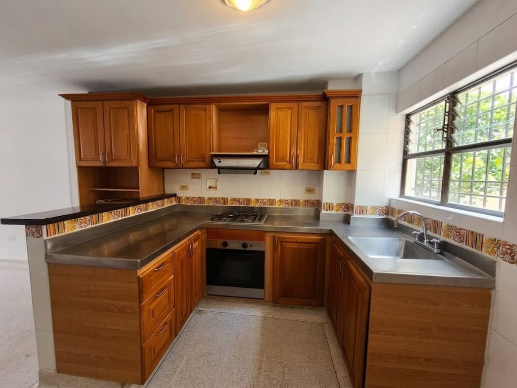 Casa Vivienda en arriendo en Cabañas, Bello — foto 1 de 15
