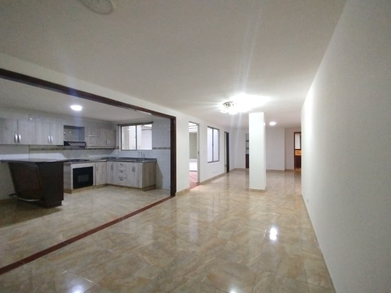 Apartamento en arriendo en Alameda, Belen, Medellín — foto 1 de 19