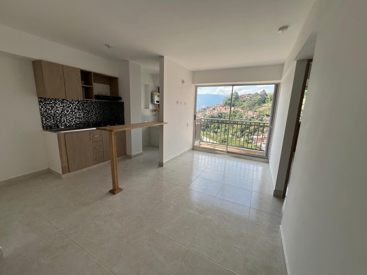Apartamento en arriendo en Robledo, Medellín — foto 1 de 13