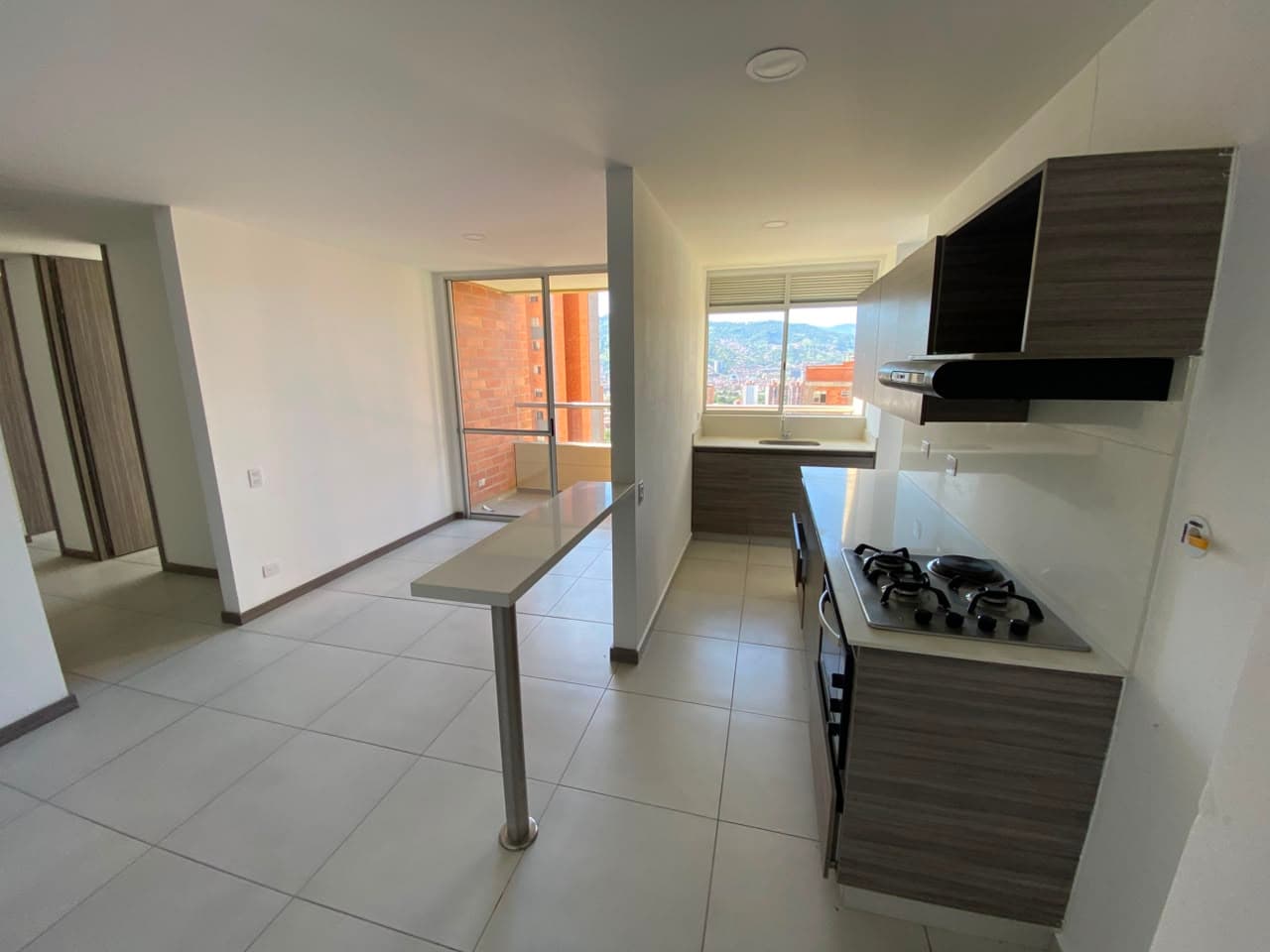 Apartamento en arriendo en La Florida, Sabaneta — foto 3 de 20