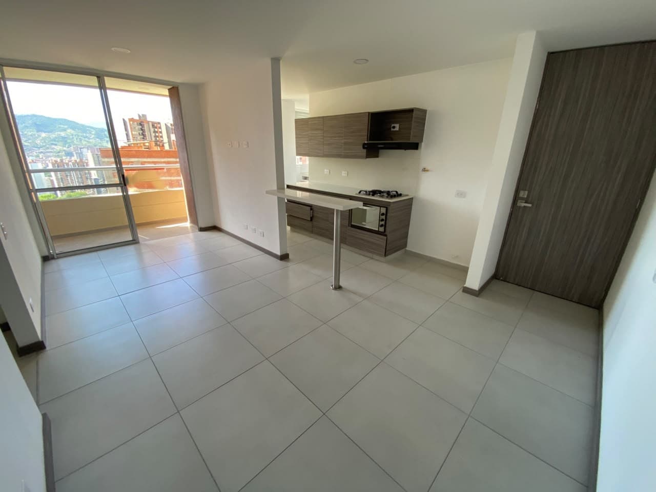 Apartamento en arriendo en La Florida, Sabaneta — foto 4 de 20
