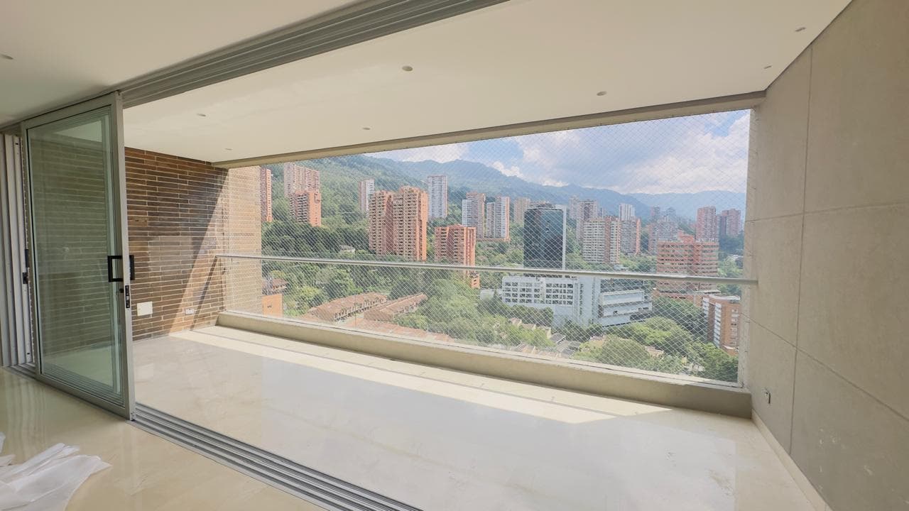 Apartaestudio en arriendo en La Calera, Poblado, Medellín — foto 5 de 20