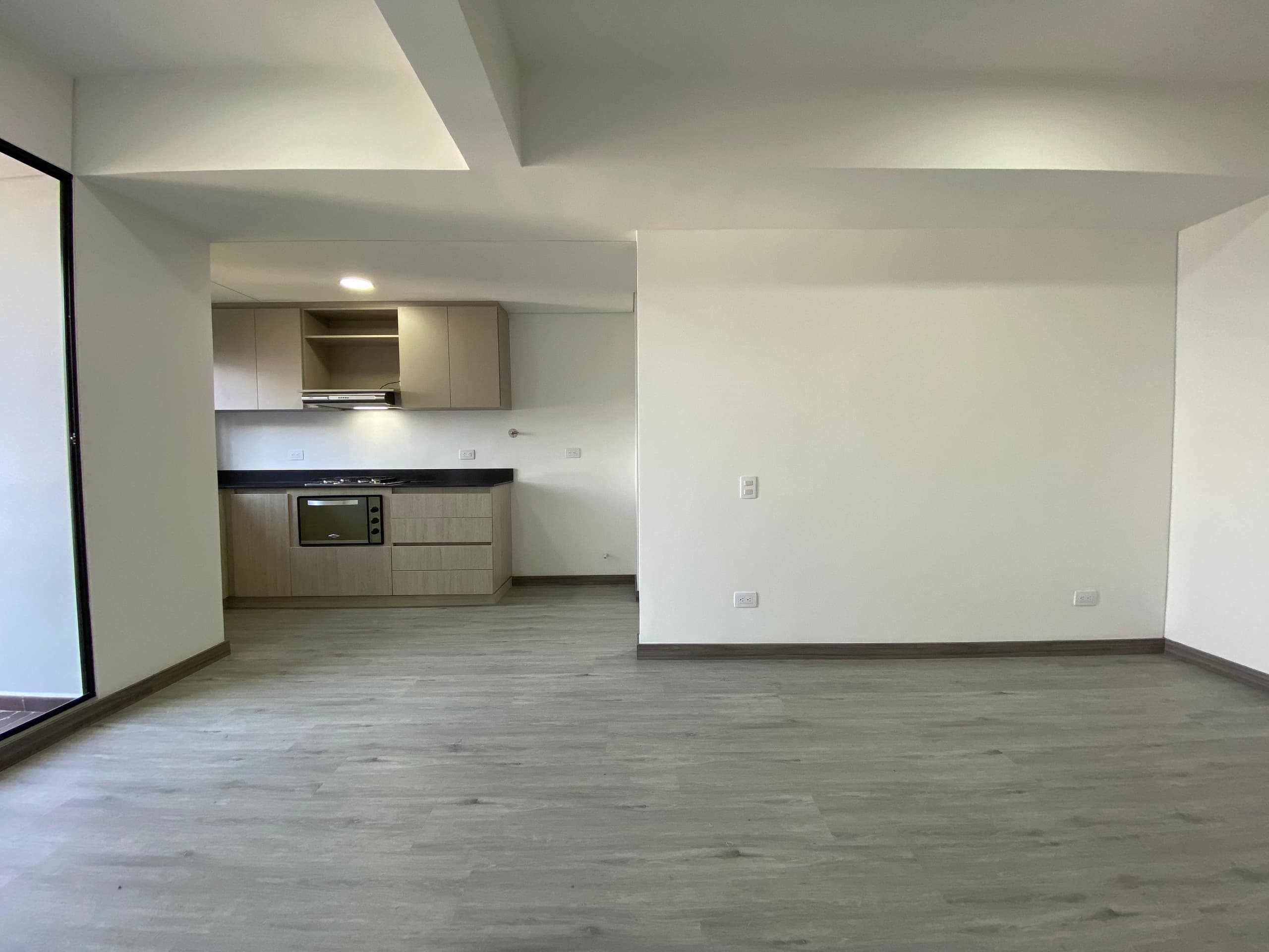 Apartamento en arriendo en Las Palmas M, Poblado, Medellín — foto 3 de 19
