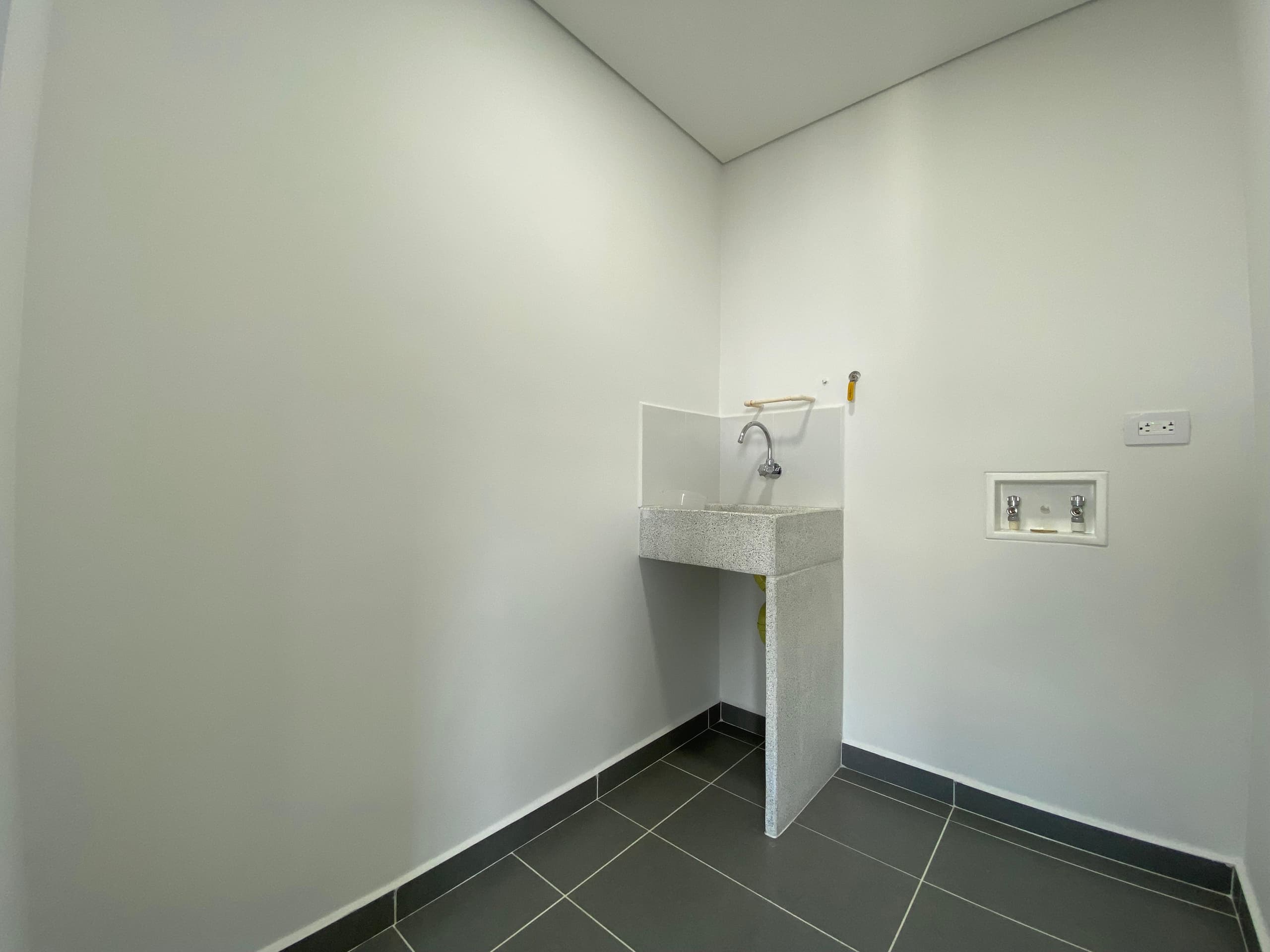 Apartamento en arriendo en Las Palmas M, Poblado, Medellín — foto 4 de 19
