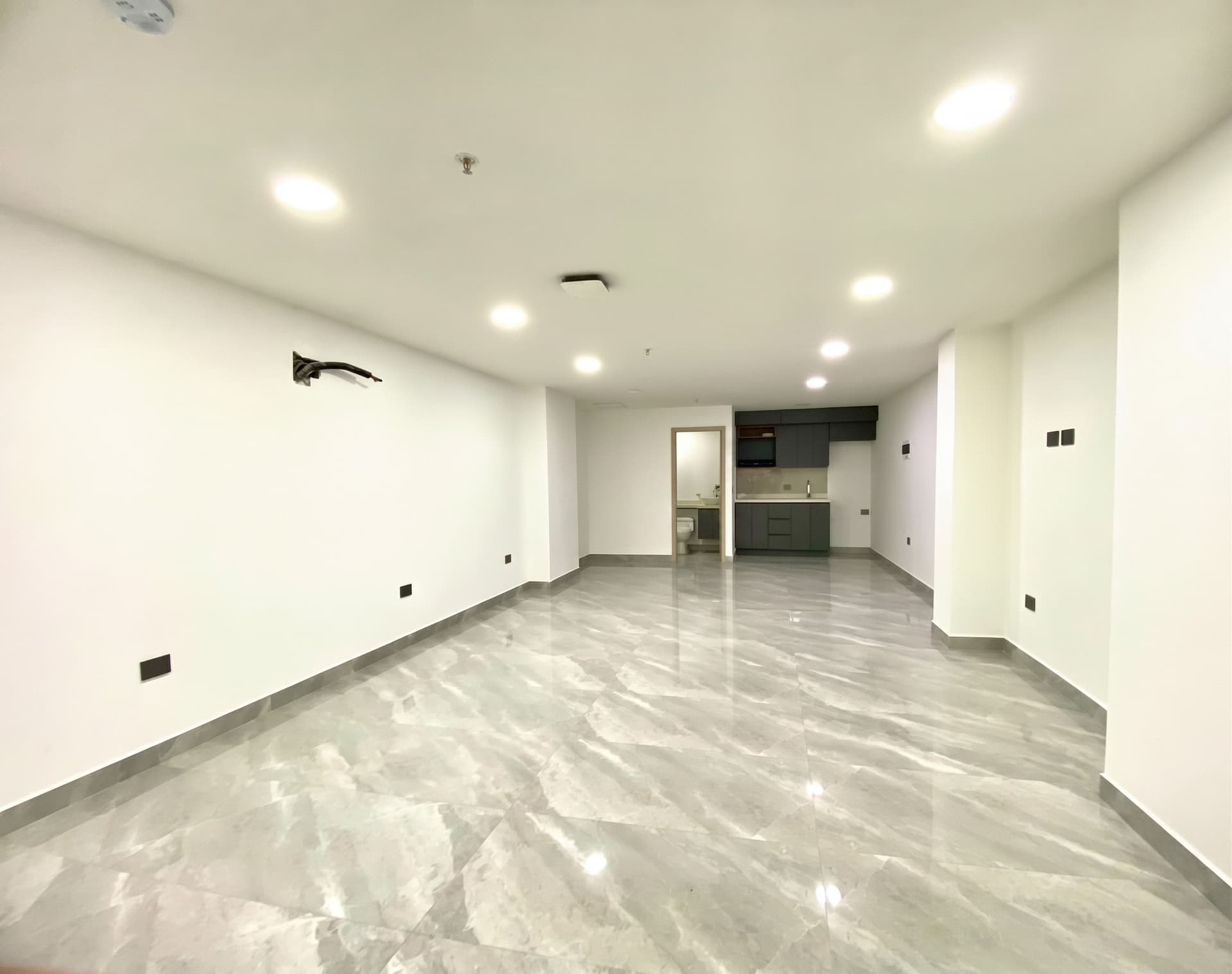 Local en arriendo en La Palma, Belen, Medellín — foto 1 de 15