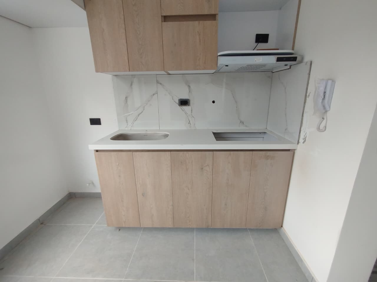 Apartaestudio en arriendo en Robledo, Medellín — foto 2 de 12