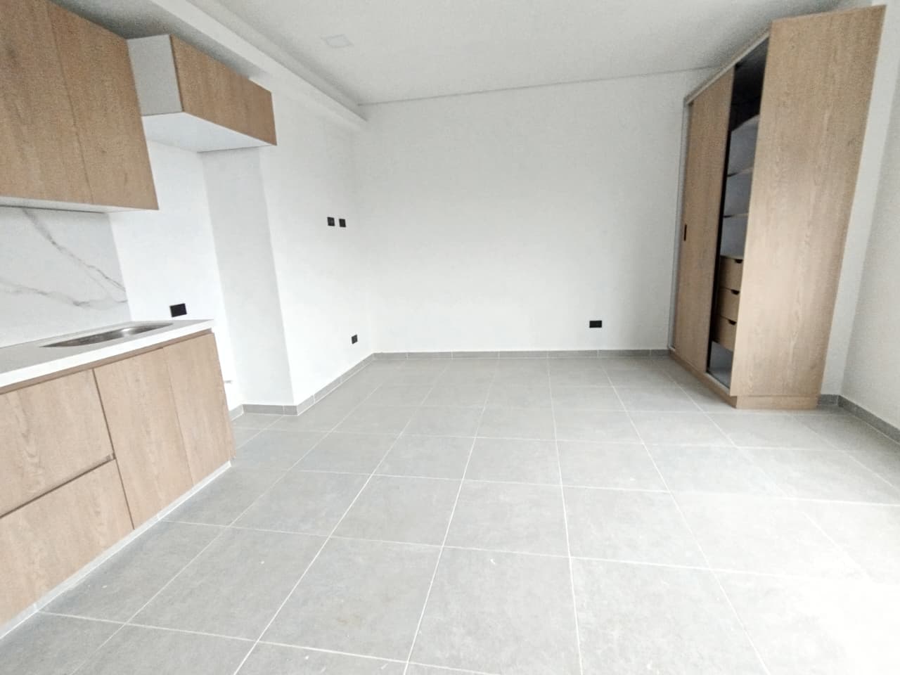 Apartaestudio en arriendo en Robledo, Medellín — foto 1 de 11