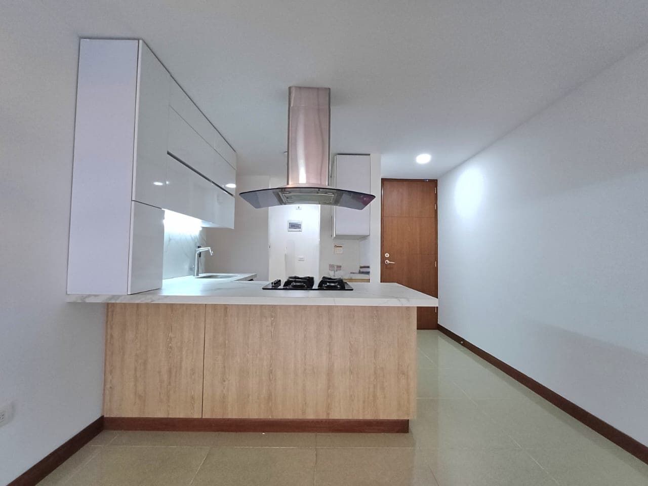 Apartamento en arriendo en Cumbres, Envigado — foto 3 de 20