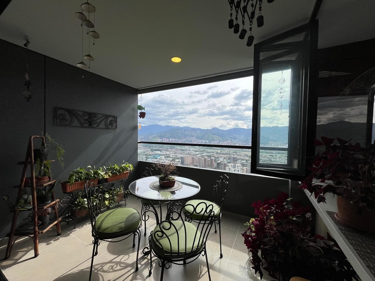 Apartamento en arriendo en Las Palmas M, Poblado, Medellín — foto 3 de 20