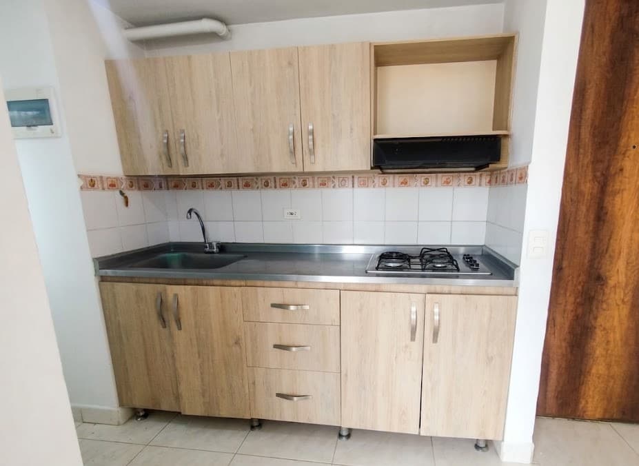 Apartamento en arriendo en Bello — foto 2 de 14