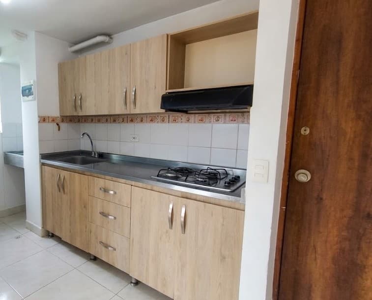 Apartamento en arriendo en Bello — foto 3 de 14