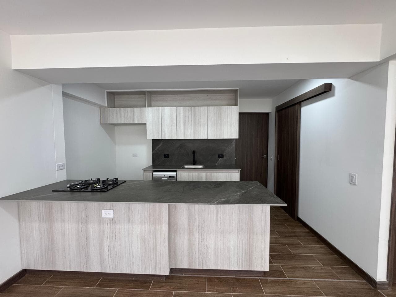 Apartamento en arriendo en Retiro — foto 4 de 15
