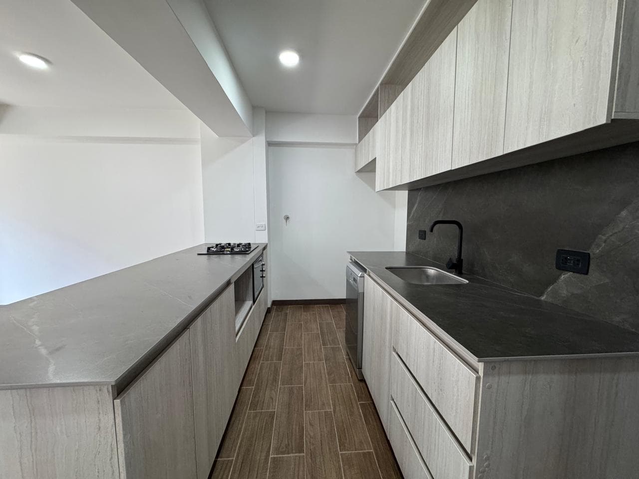 Apartamento en arriendo en Retiro — foto 5 de 15