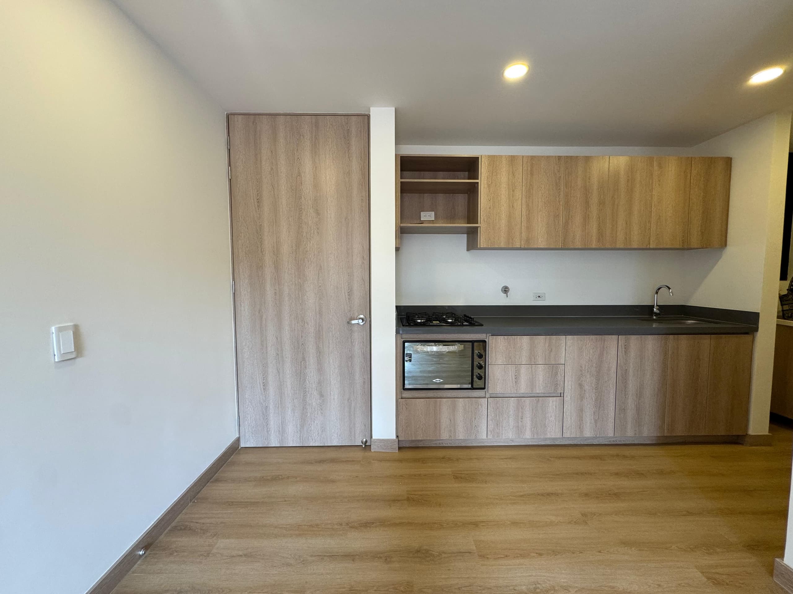Apartamento en arriendo en La Ceja — foto 3 de 12
