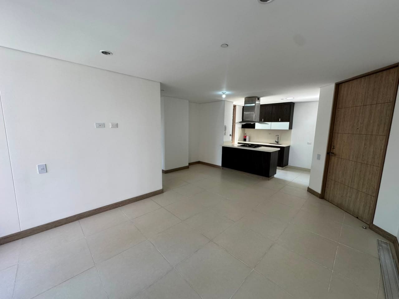 Apartamento en arriendo en Loma De Los Mesa, Envigado — foto 4 de 14