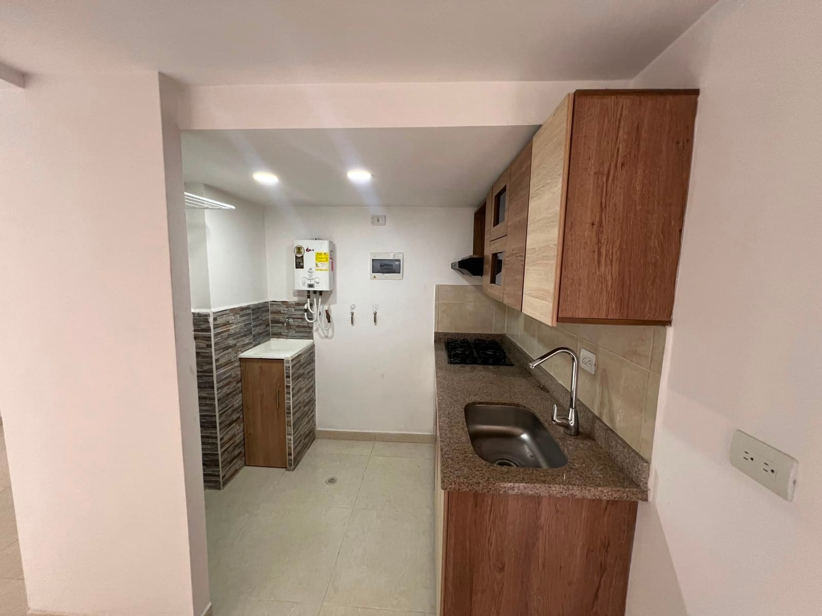Apartamento en arriendo en Robledo, Medellín — foto 4 de 16