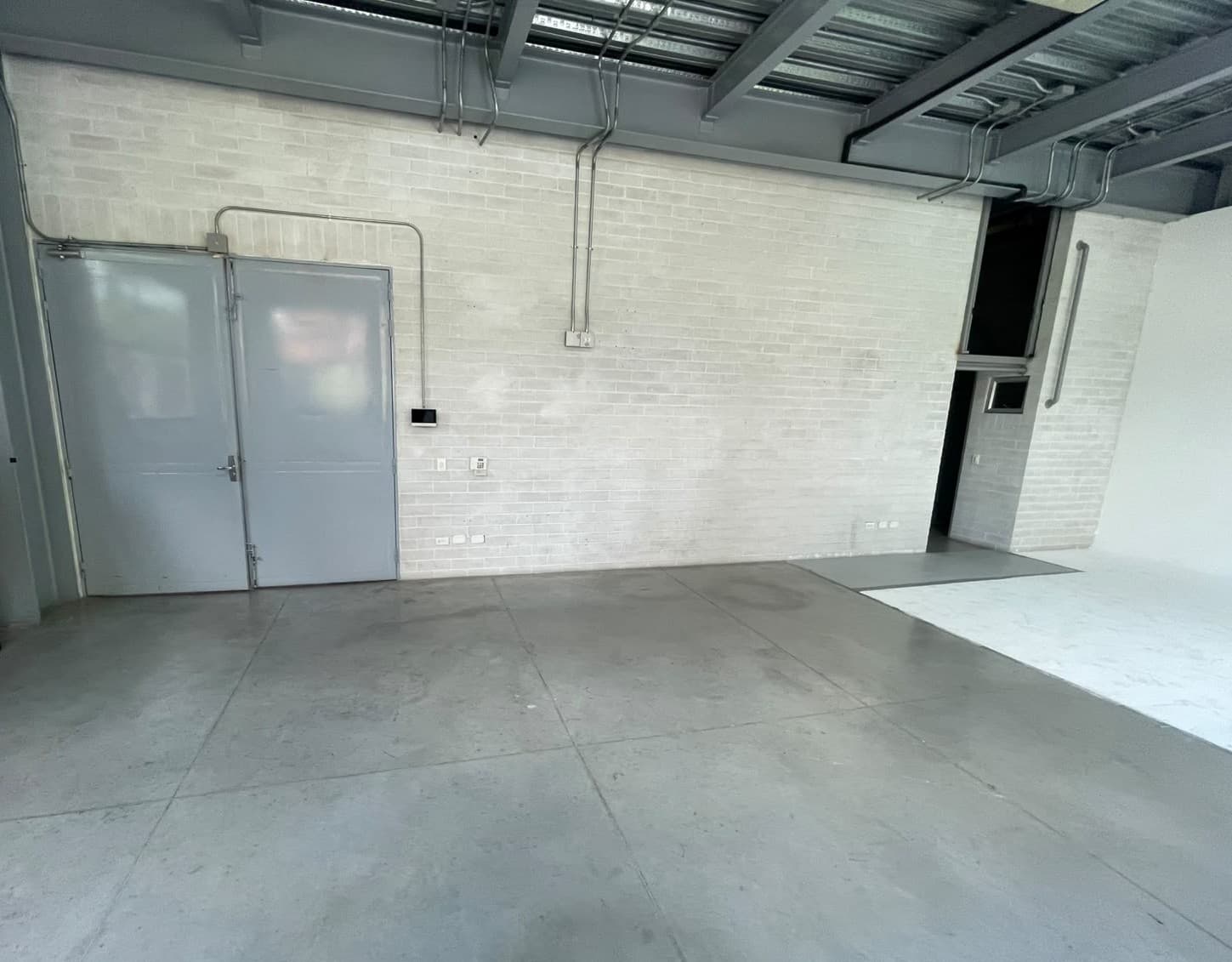 Oficina en arriendo en Guayabal, Itagui — foto 3 de 11