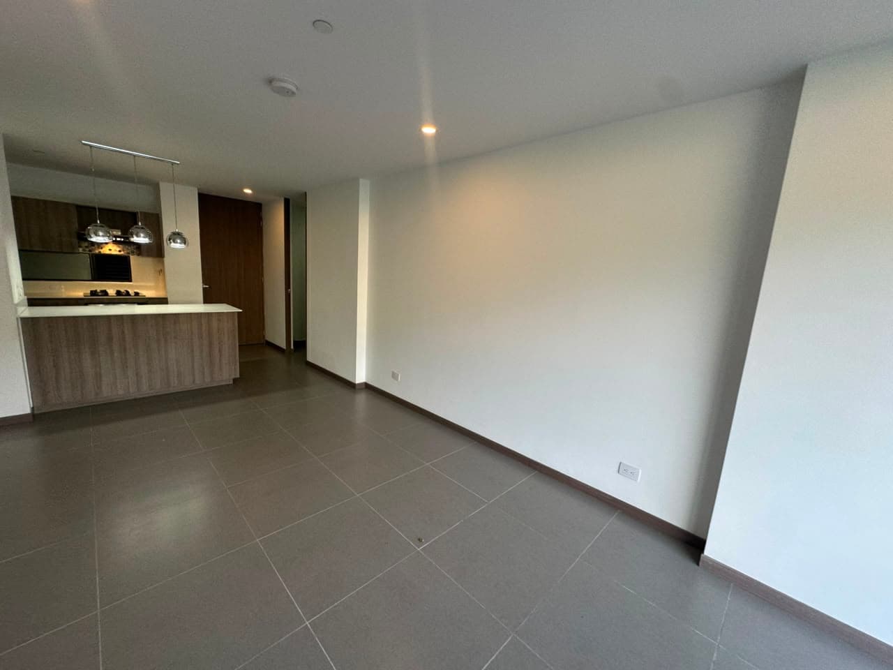 Apartamento en arriendo en Loma De Las Brujas, Envigado — foto 5 de 13