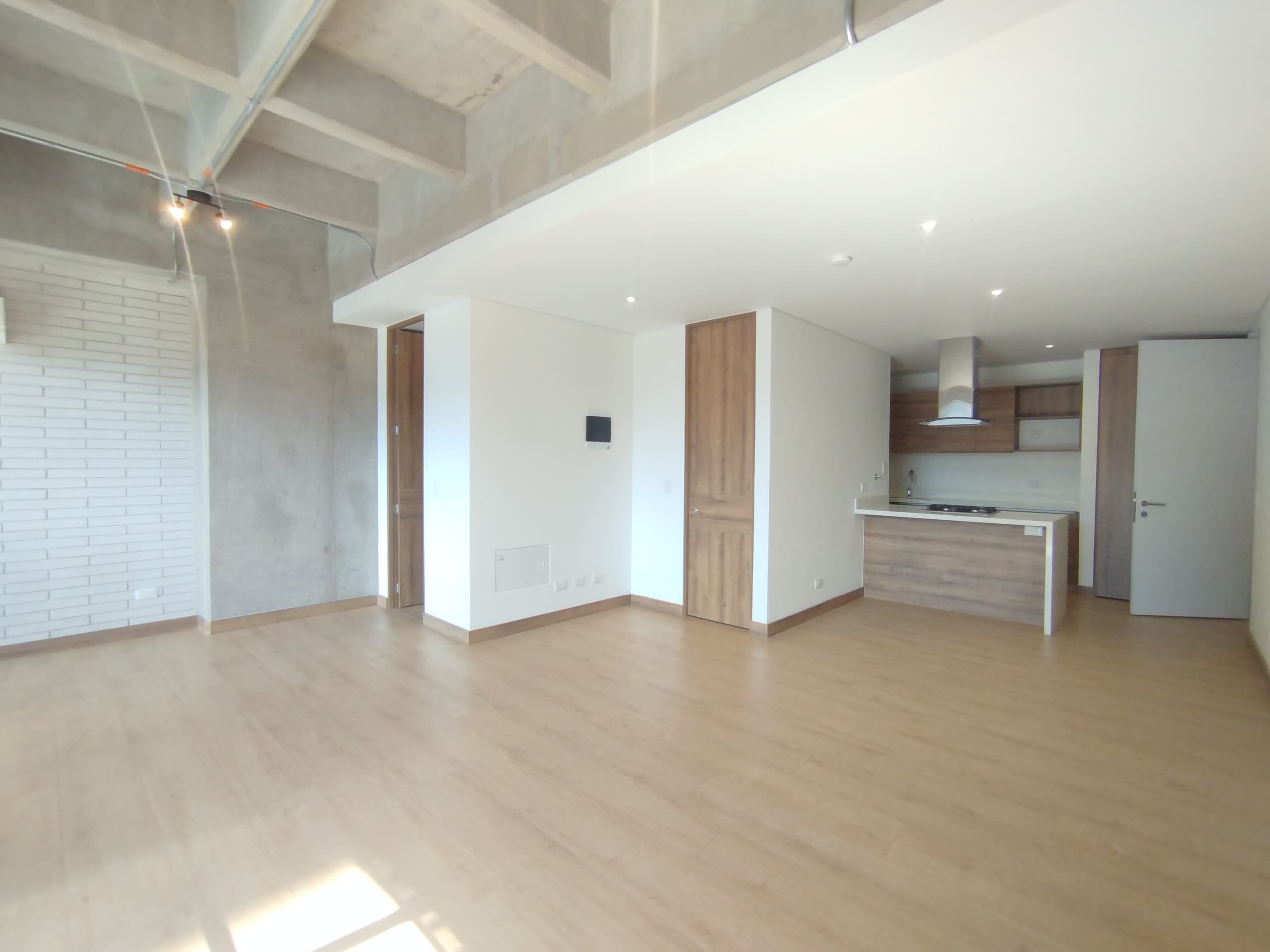 Apartamento en arriendo en Ciudad Del Rio, Medellín — foto 3 de 20