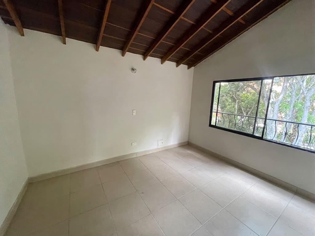 Apartamento en arriendo en La Nubia, Belen, Medellín — foto 3 de 16