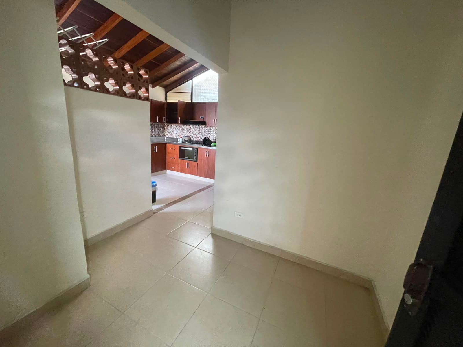 Apartamento en arriendo en La Nubia, Belen, Medellín — foto 5 de 16