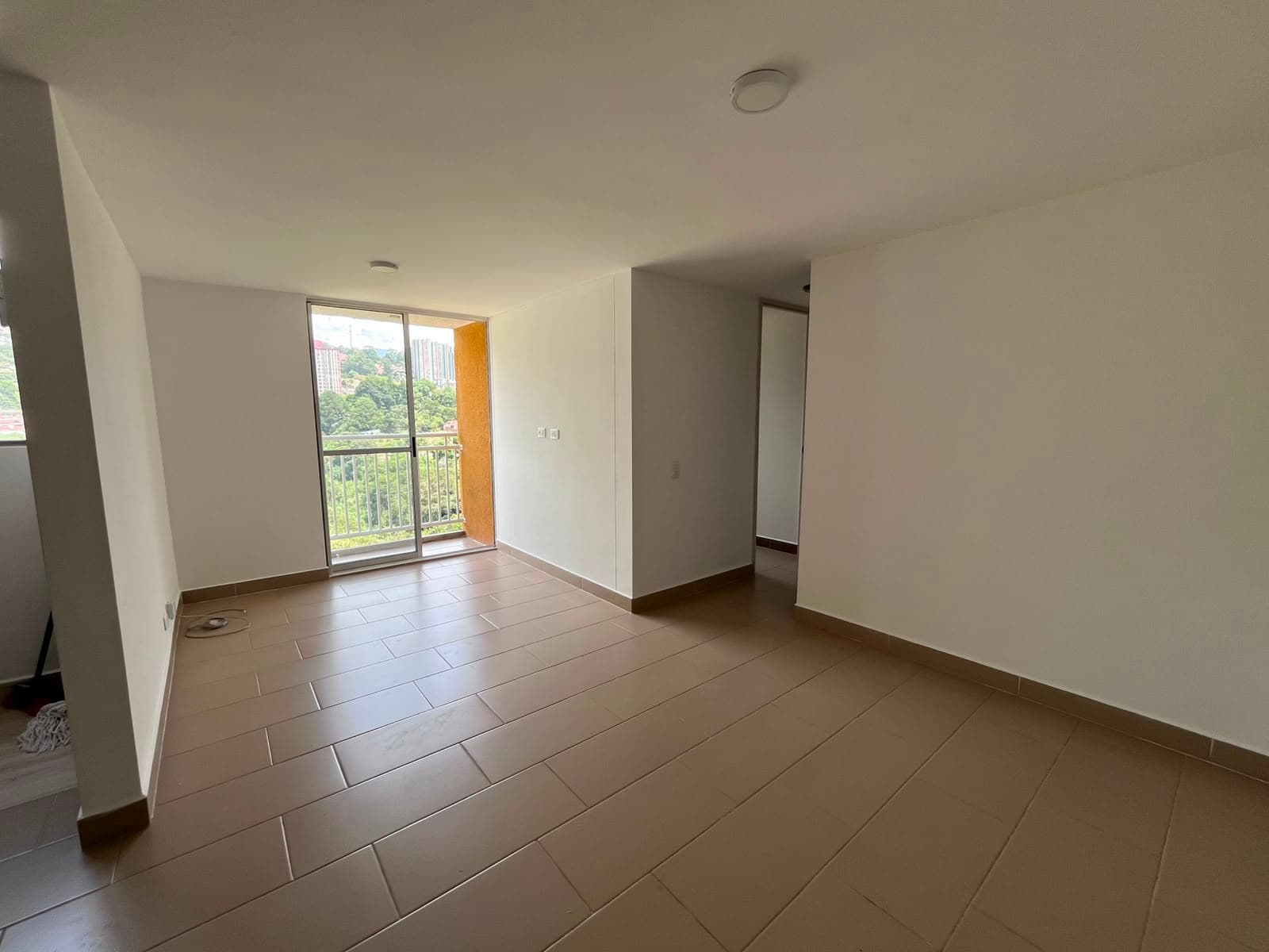 Apartamento en arriendo en San Antonio De Prado, Medellín — foto 2 de 14