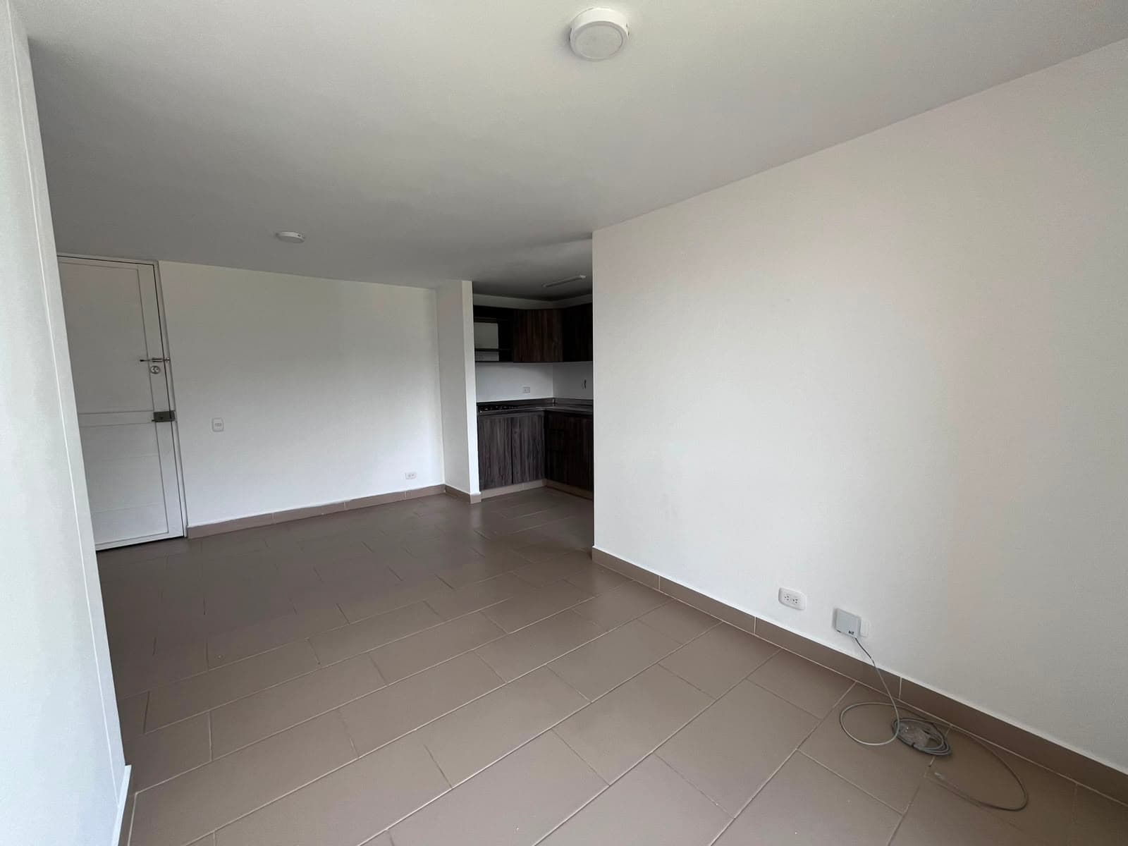 Apartamento en arriendo en San Antonio De Prado, Medellín — foto 3 de 14