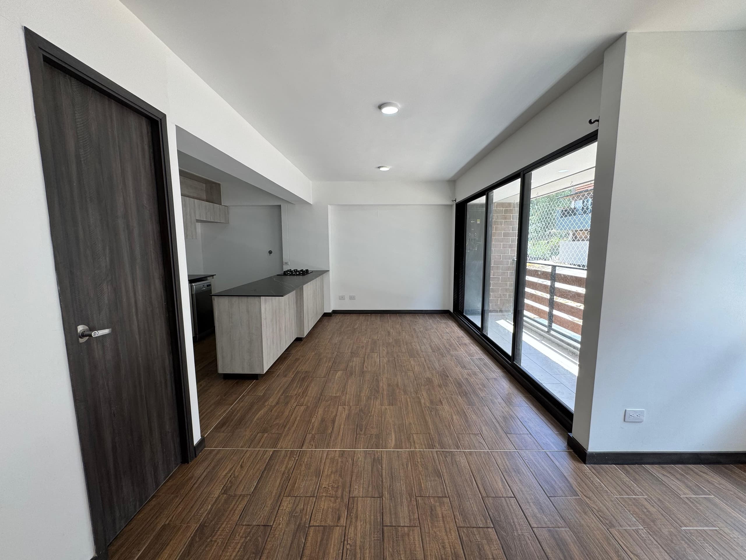 Apartamento en arriendo en Retiro — foto 3 de 11