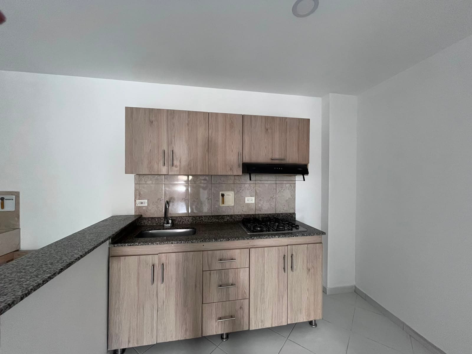Apartamento en arriendo en Santa Maria, Itagui — foto 1 de 15