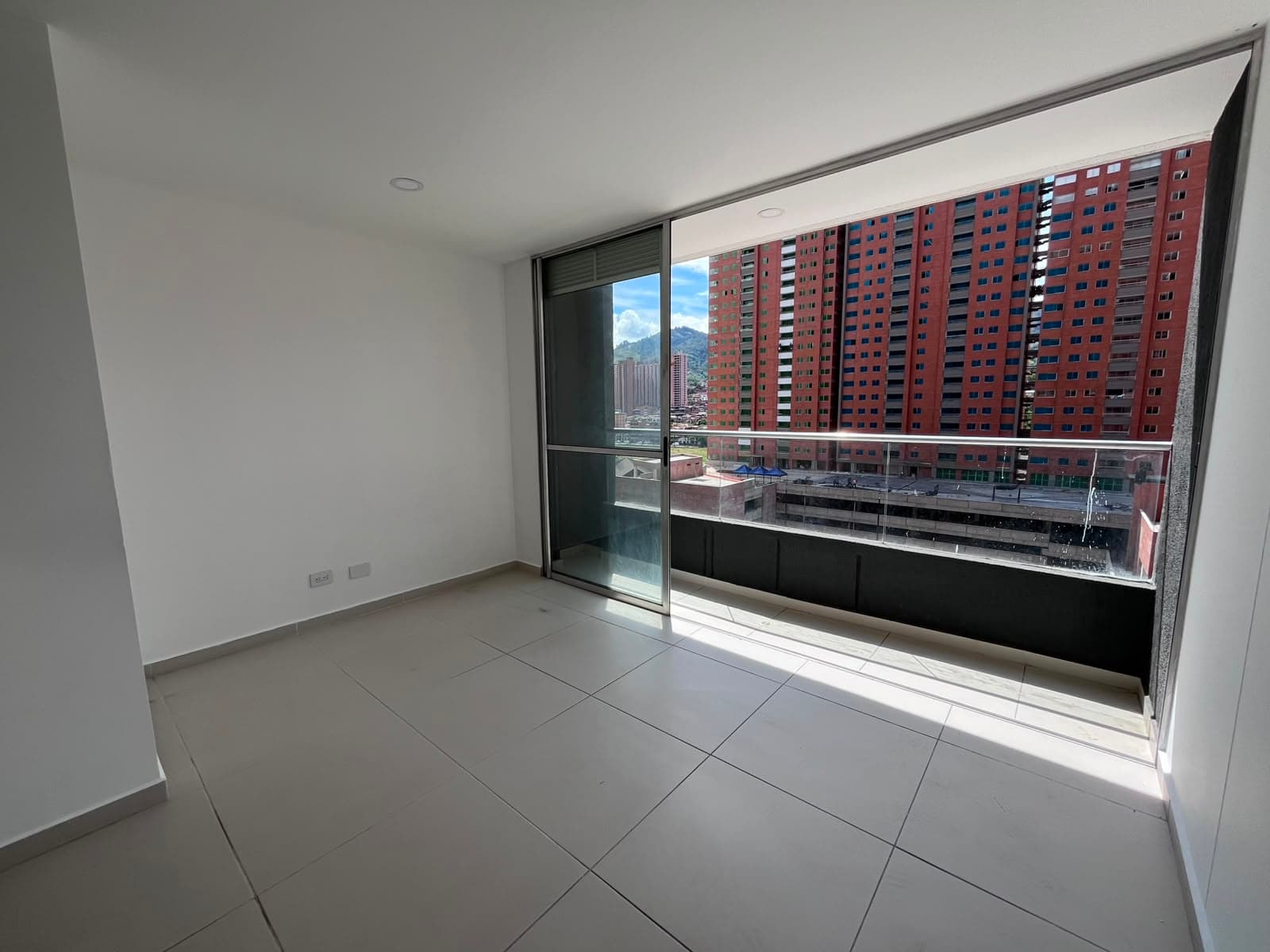 Apartamento en arriendo en Itagui — foto 4 de 17