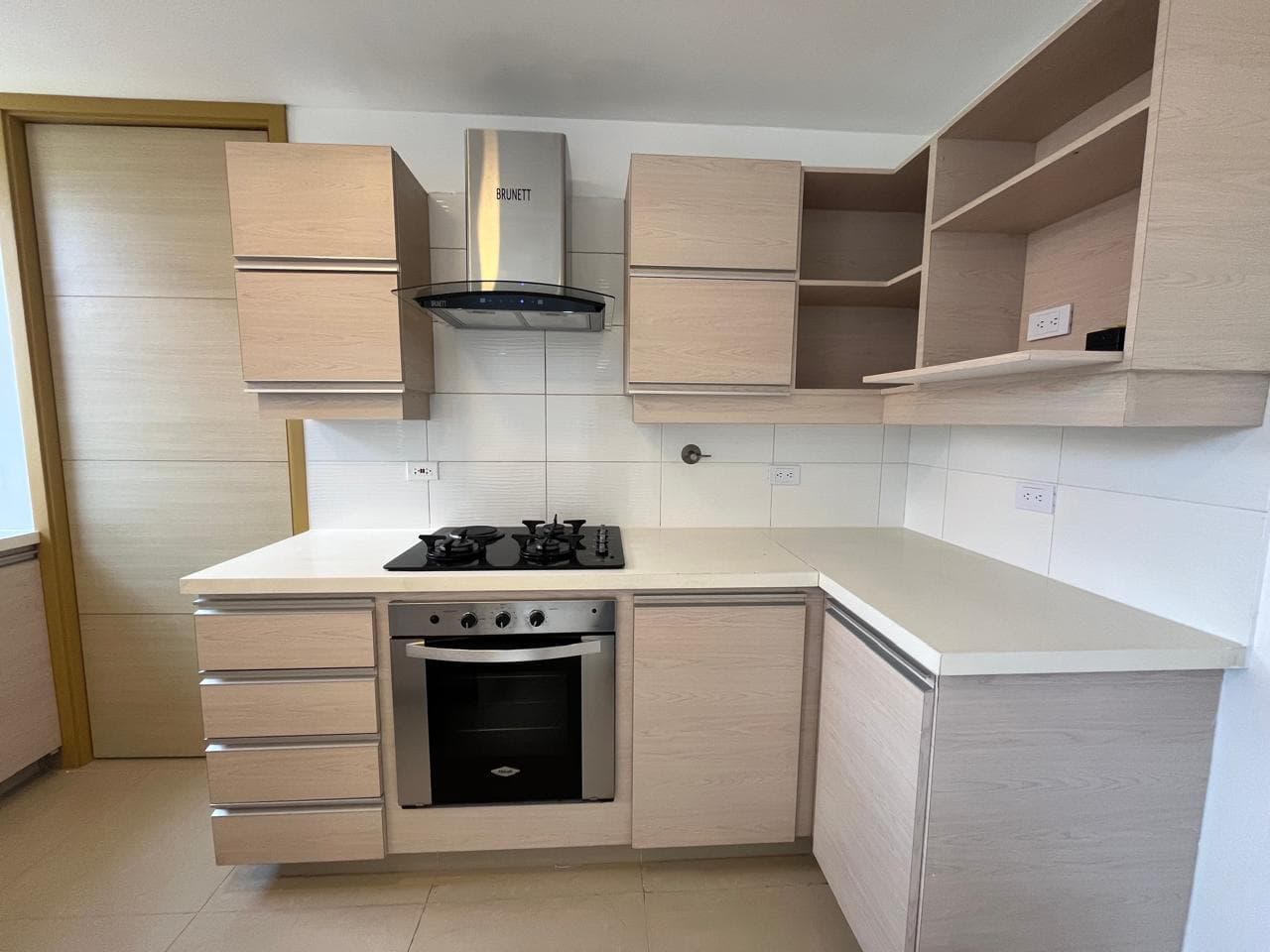 Apartamento en arriendo en Santa María De Los Ángeles, Poblado, Medellín — foto 2 de 20