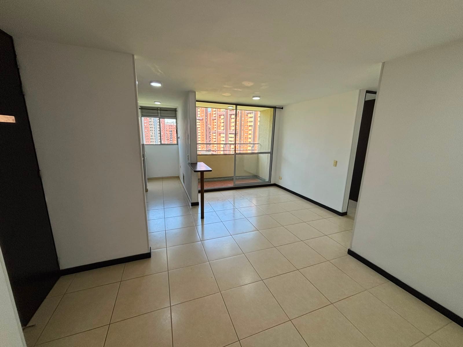 Apartamento en arriendo en Itagui — foto 5 de 16