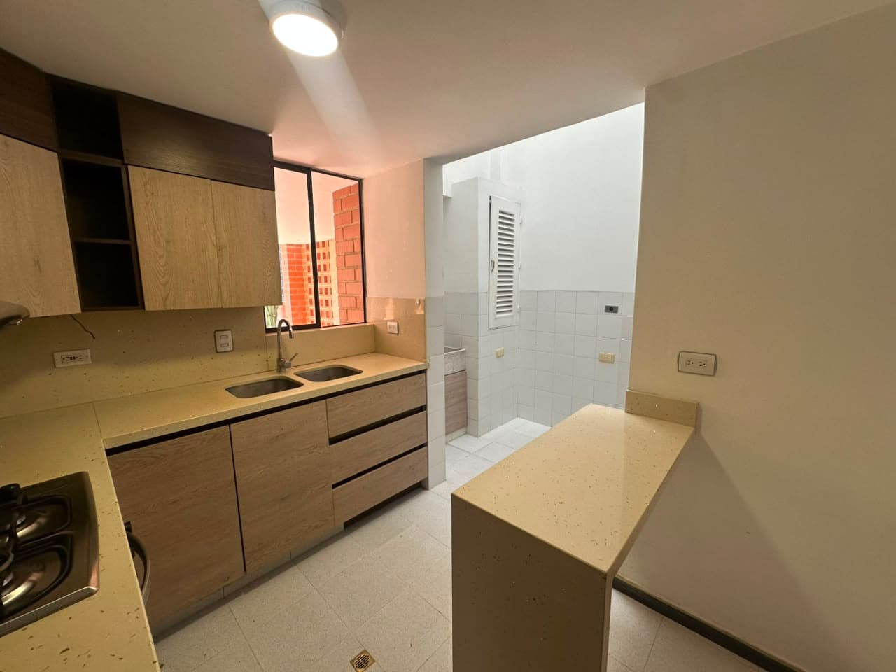 Casa Vivienda en arriendo en Loma de las Brujas, Envigado — foto 4 de 18