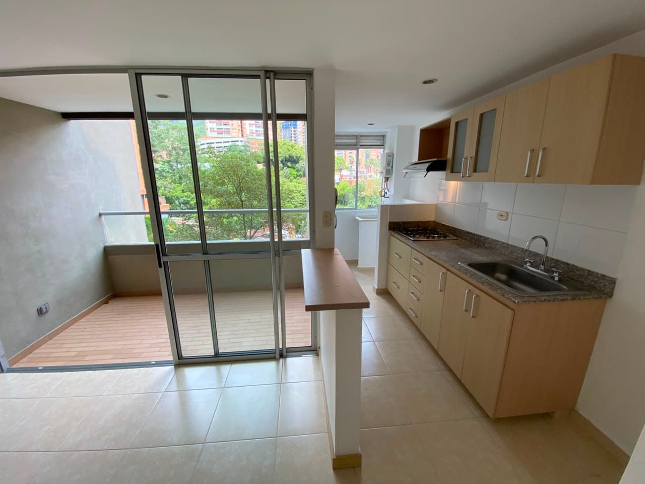 Apartamento en arriendo en Lagos De La Doctora, Sabaneta — foto 1 de 20