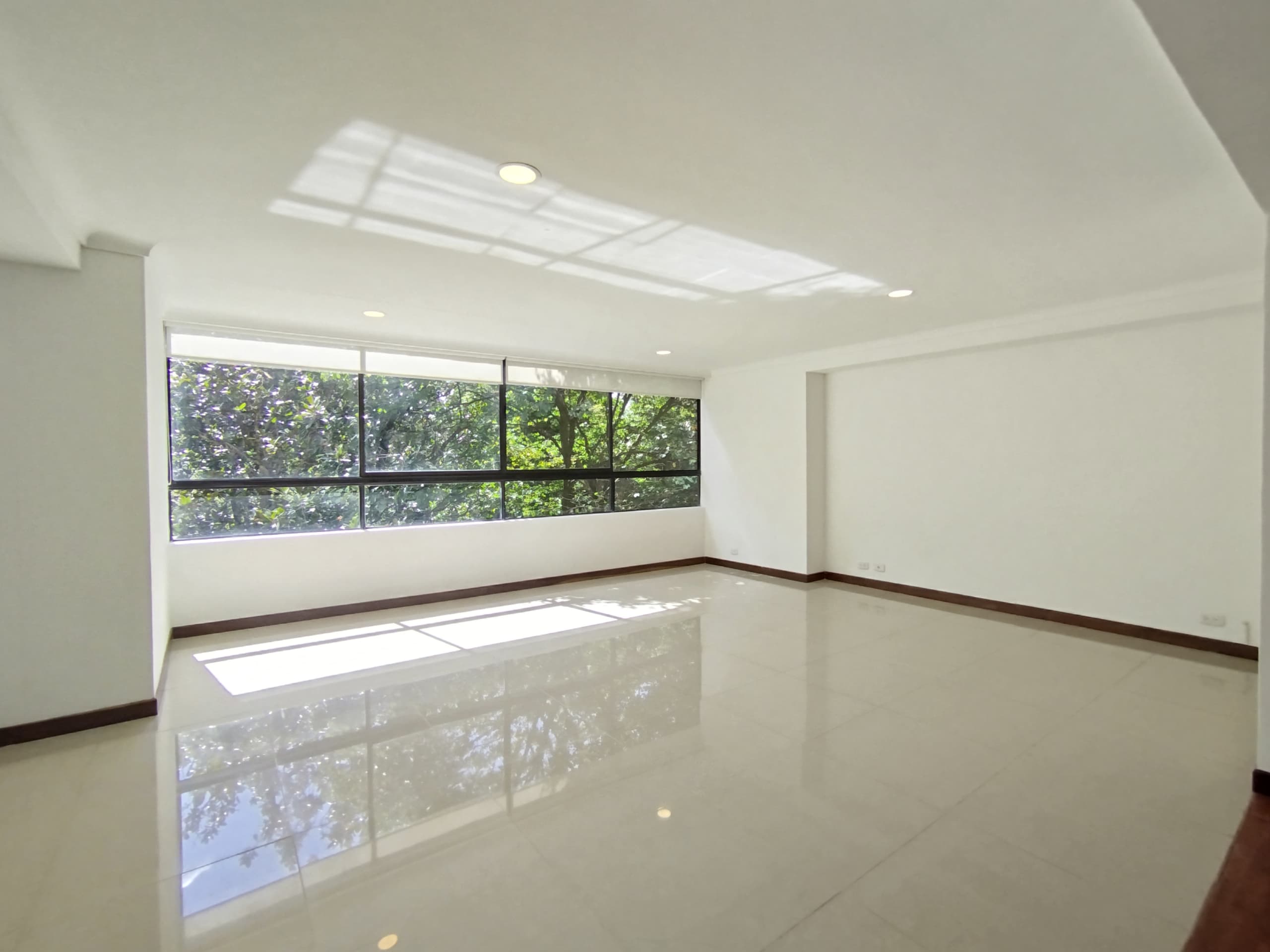 Apartamento en arriendo en La Tomatera, Poblado, Medellín — foto 5 de 20