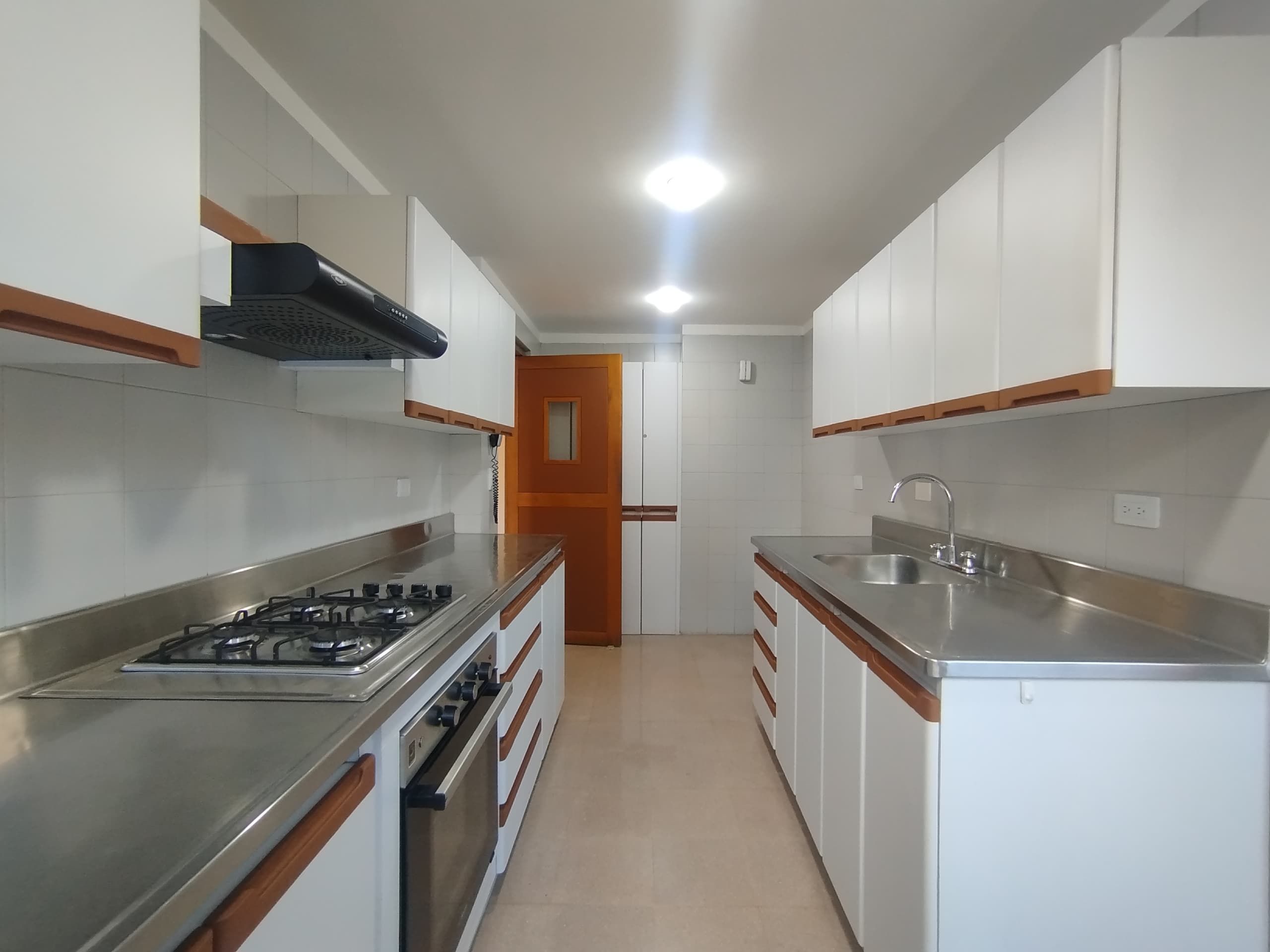 Apartamento en arriendo en Provenza, Poblado, Medellín — foto 2 de 20