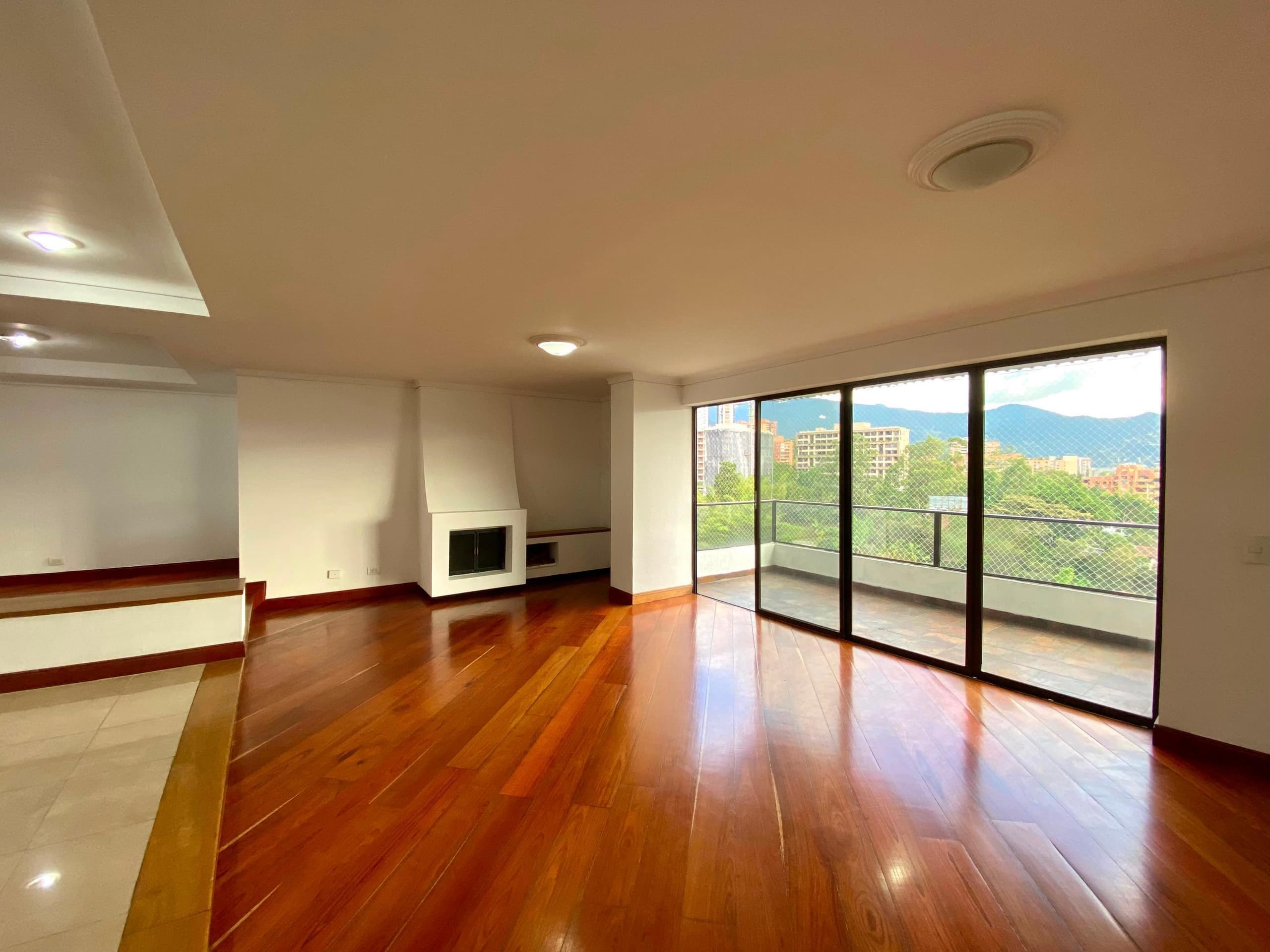 Apartamento en arriendo en Los Balsos, Poblado, Medellín — foto 1 de 20