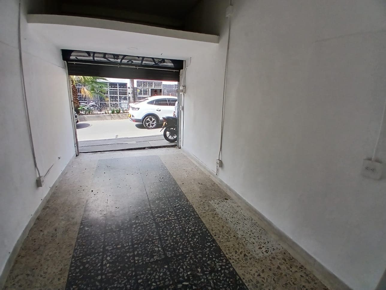 Local en arriendo en La Candelaria, Centro, Medellín — foto 2 de 13