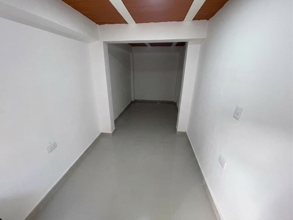 Local en arriendo en El Salvador, Centro, Medellín — foto 2 de 12