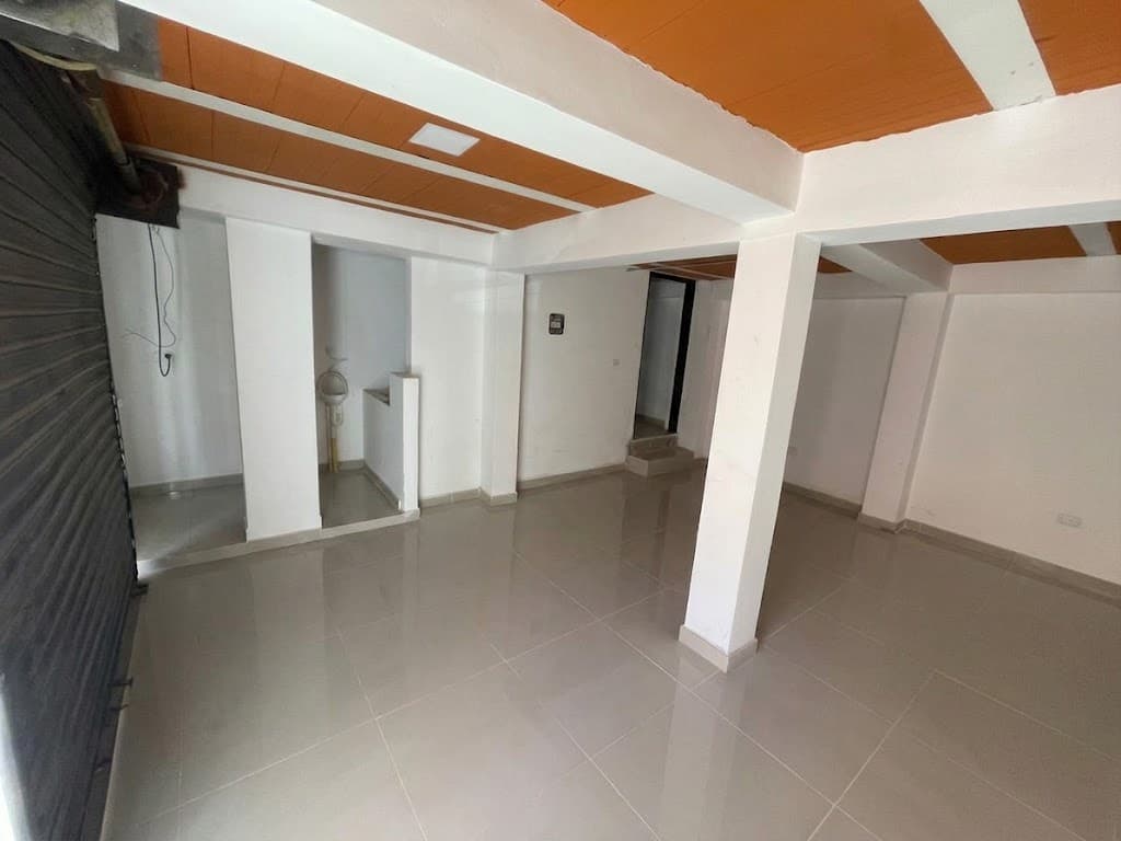 Local en arriendo en El Salvador, Centro, Medellín — foto 3 de 12