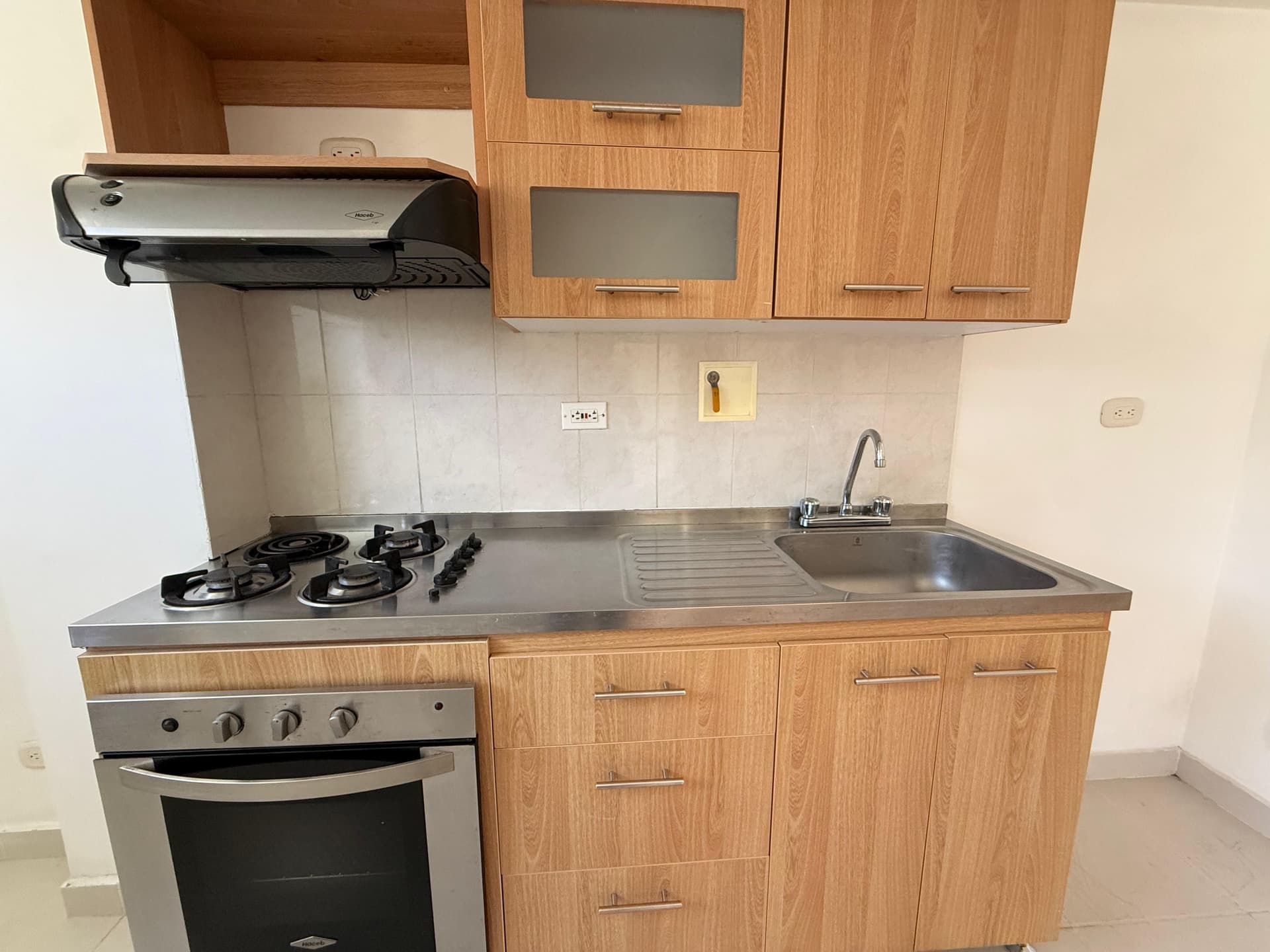 Apartaestudio en arriendo en San Antonio De Pereira, Rionegro — foto 1 de 13