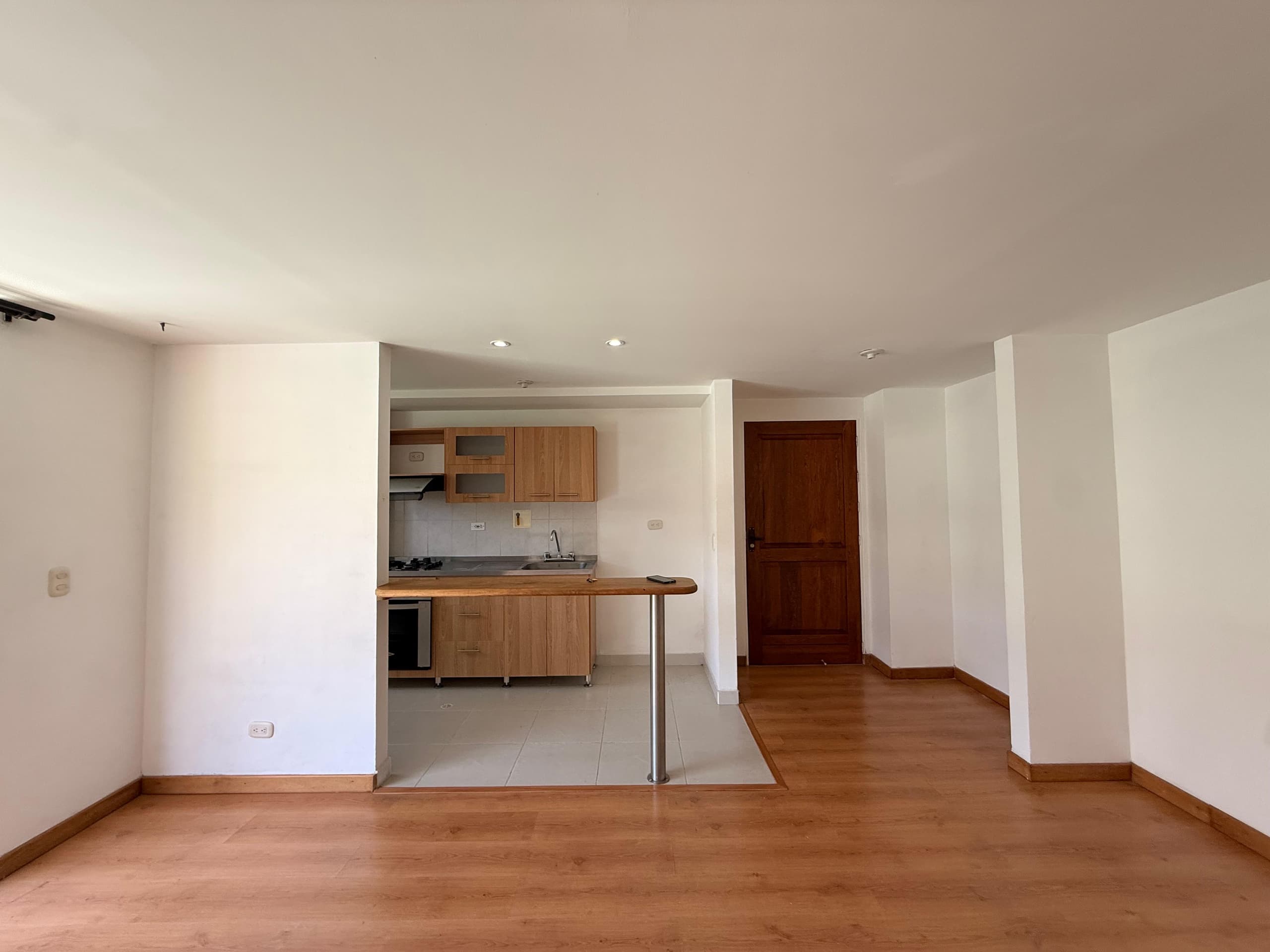 Apartaestudio en arriendo en San Antonio De Pereira, Rionegro — foto 4 de 13