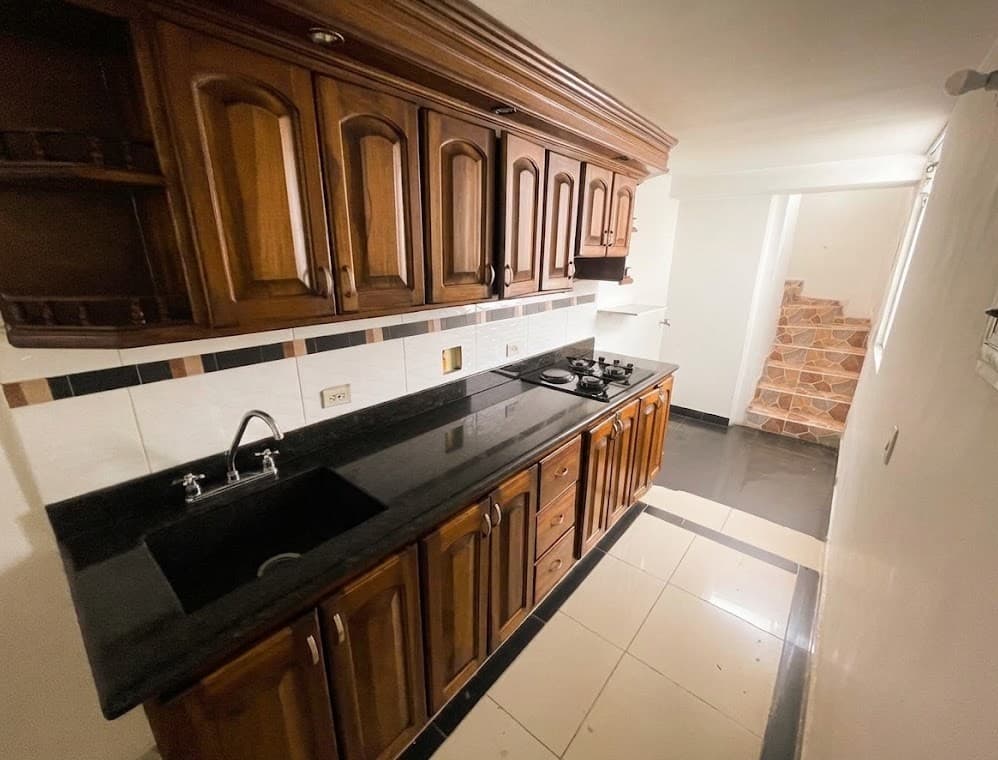 Apartamento en arriendo en Rodeo Alto, Belen, Medellín — foto 1 de 15