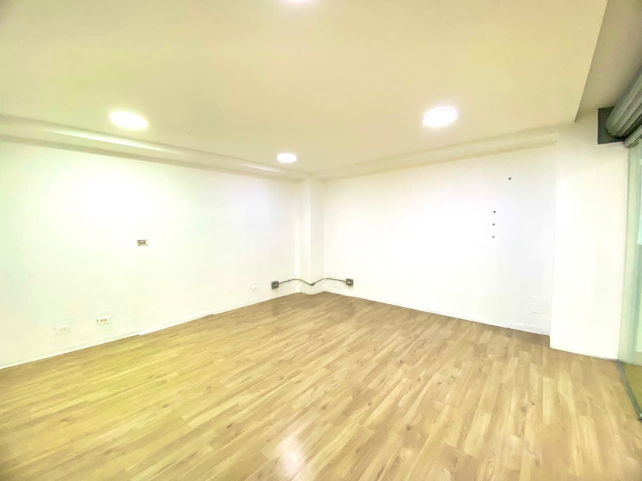 Local en arriendo en La Candelaria, Centro, Medellín — foto 3 de 12