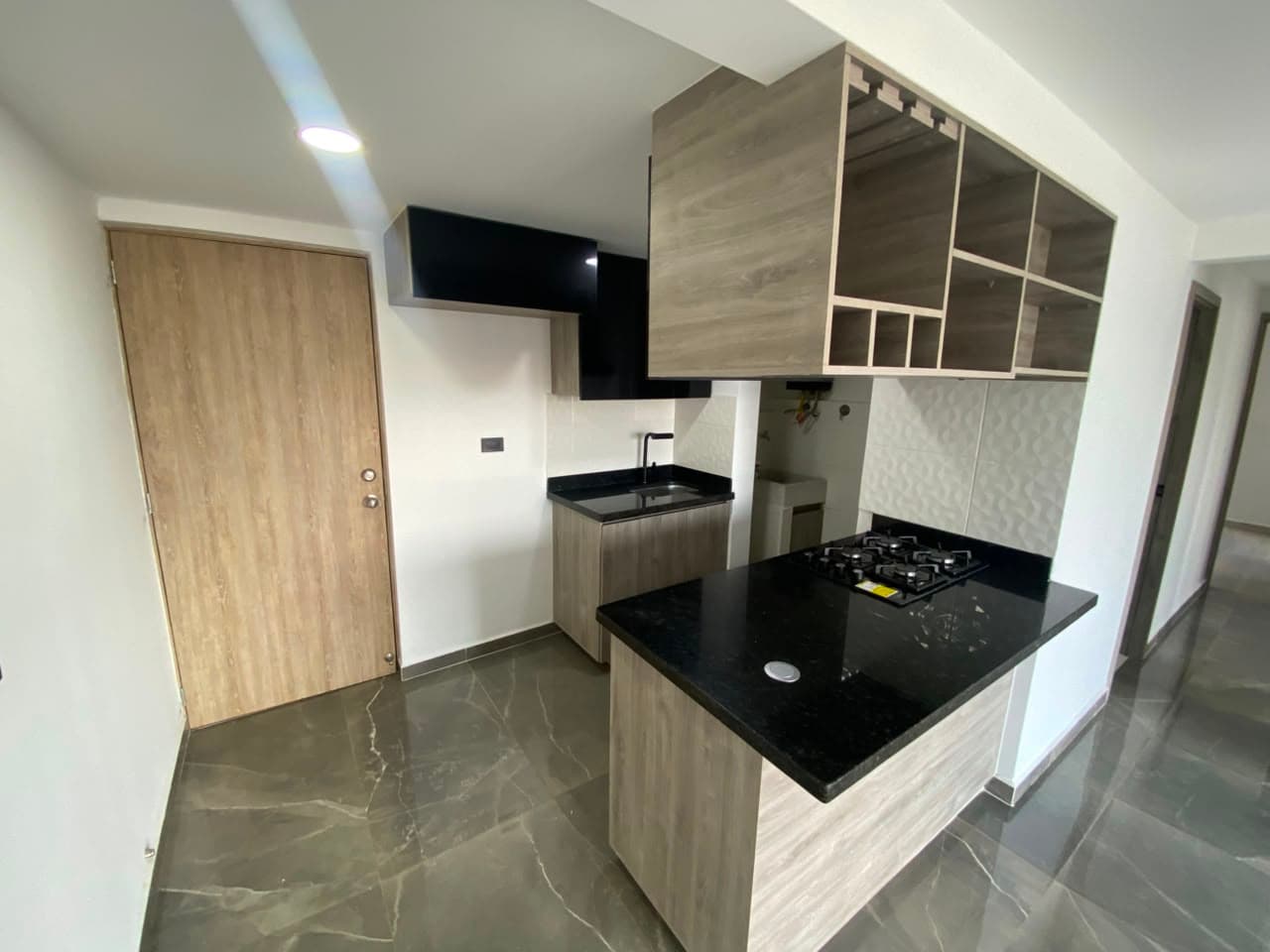 Apartamento en arriendo en Maria Auxiliadora, Sabaneta — foto 1 de 20