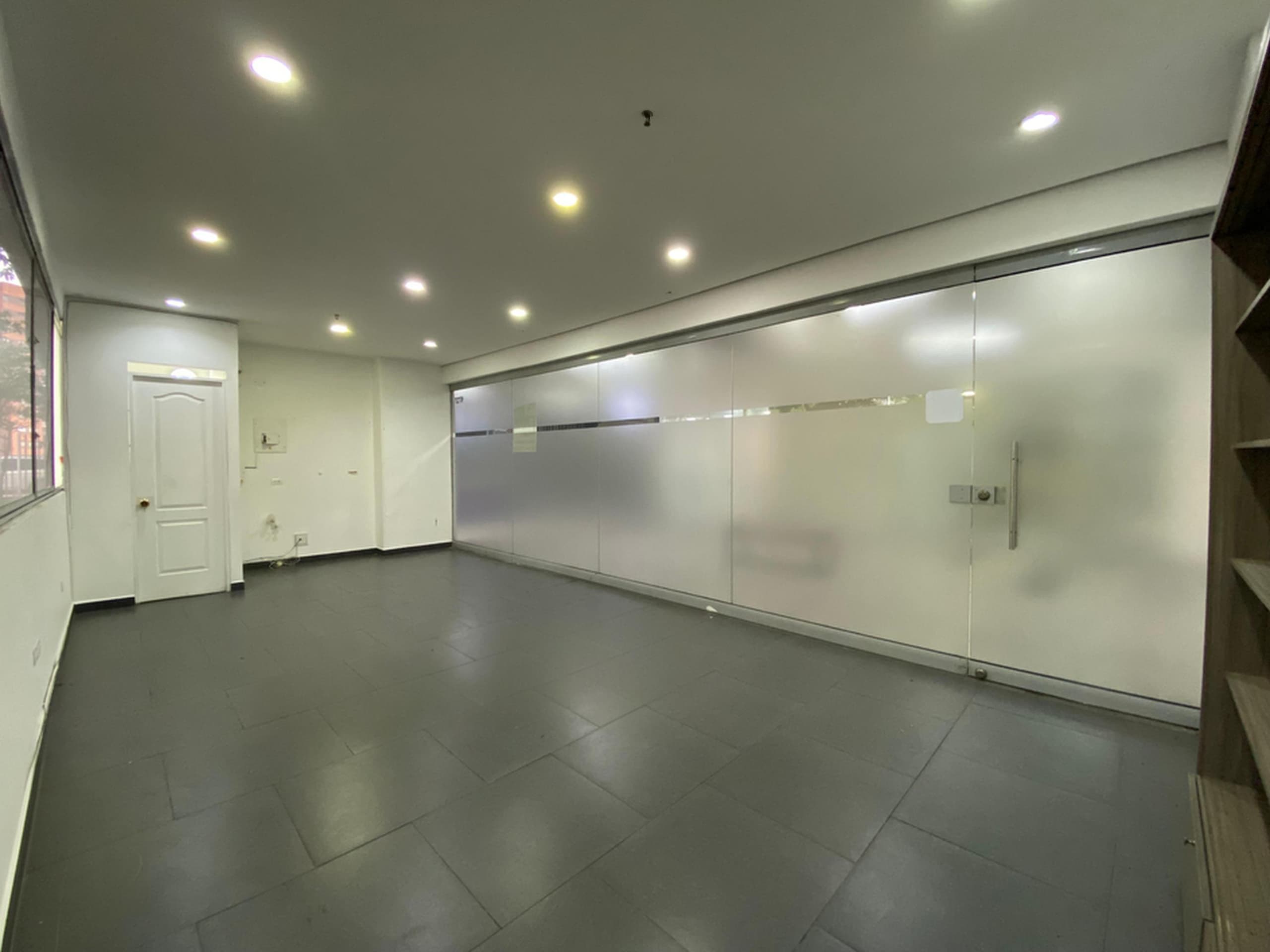 Local en arriendo en Las Palmas M, Poblado, Medellín — foto 4 de 12