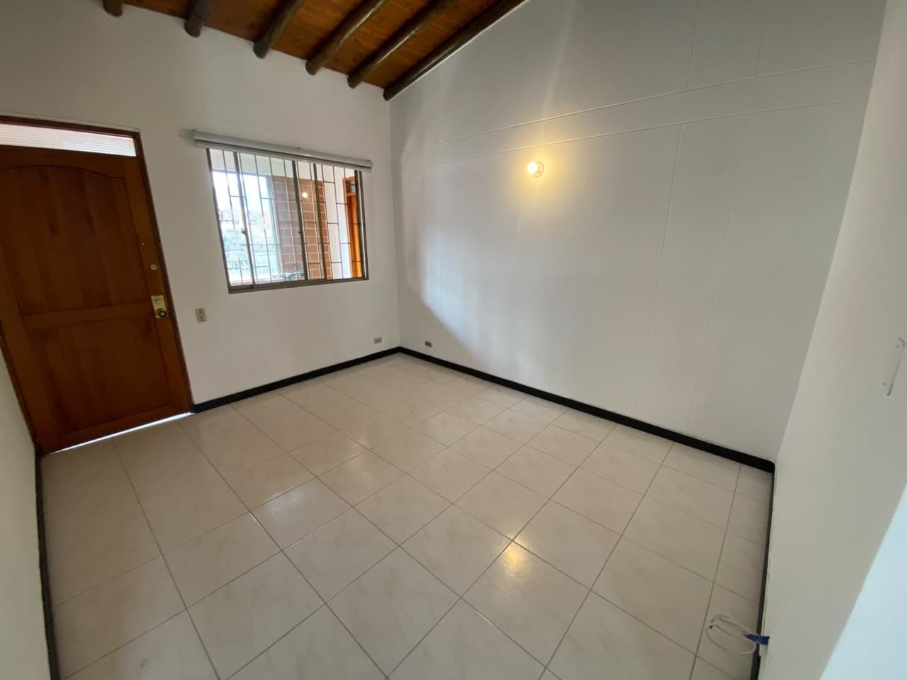 Apartaestudio en arriendo en Entreamigos, Sabaneta — foto 4 de 10