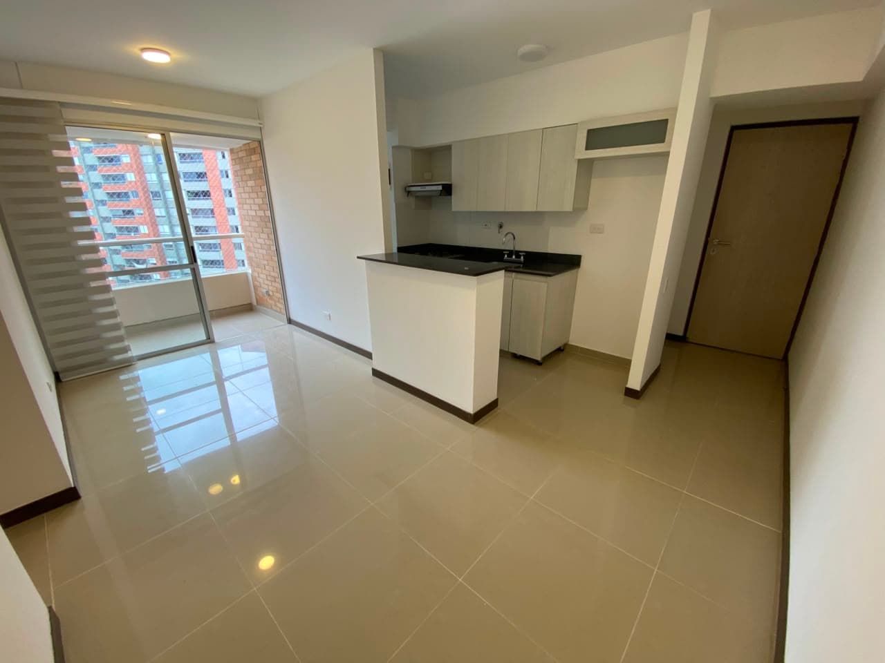 Apartamento en arriendo en La Florida, Sabaneta — foto 3 de 20